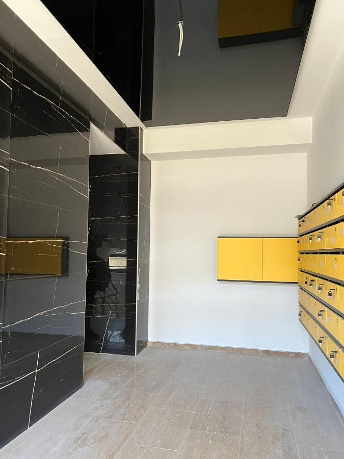 Apartament Bloc Nou - Self Check In - Free Parking 克拉奥华 外观 照片